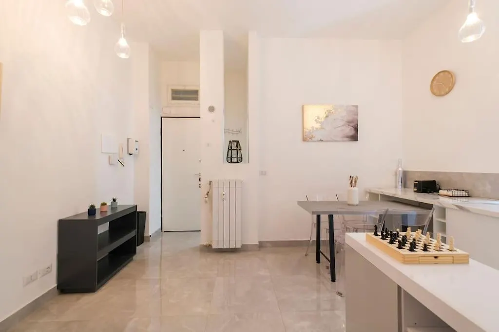 Cozy Double Suite Milano Flat Appartamento