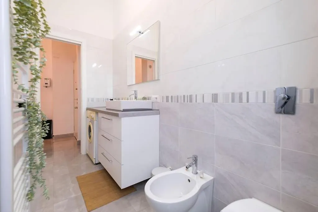 Cozy Double Suite Milano Flat 0*,  Italia